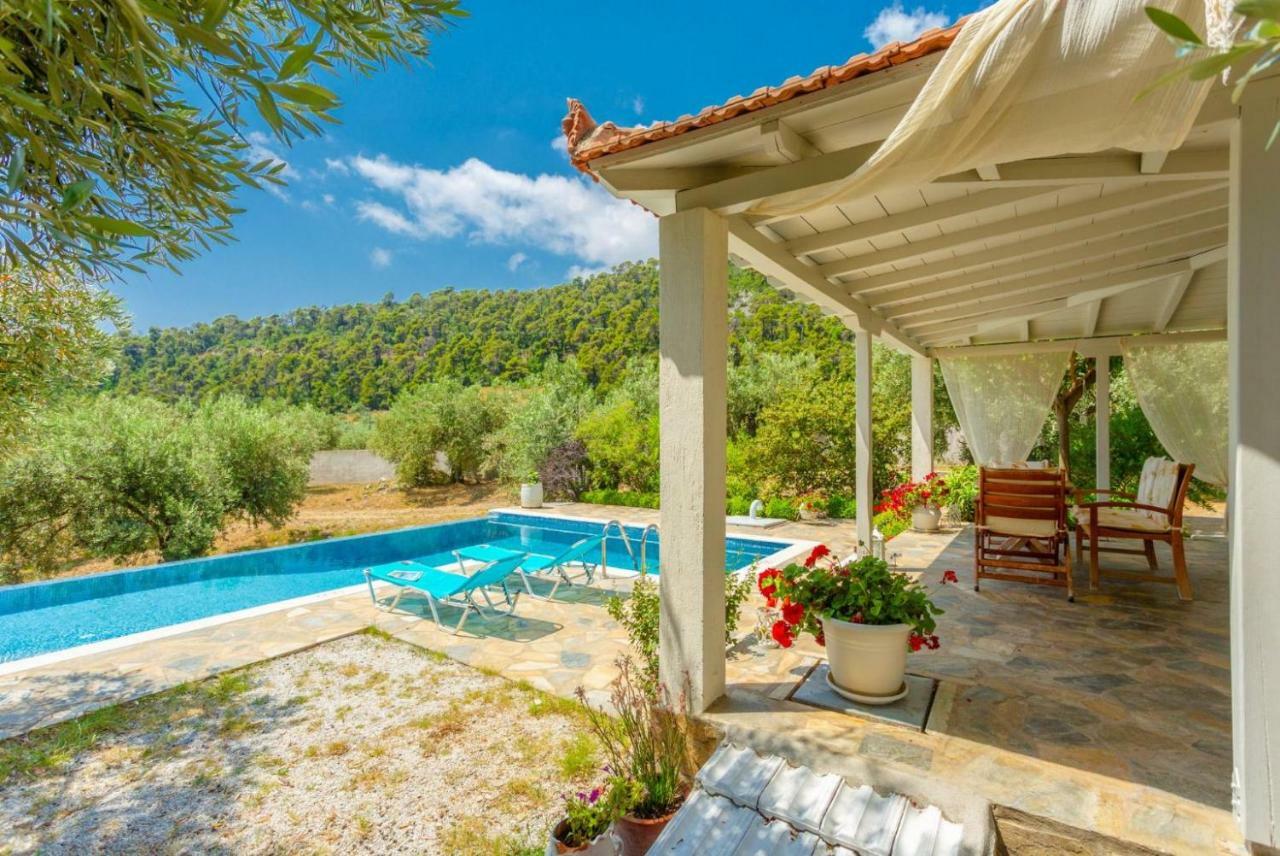 Villa Tassoula Isomata Exteriér fotografie