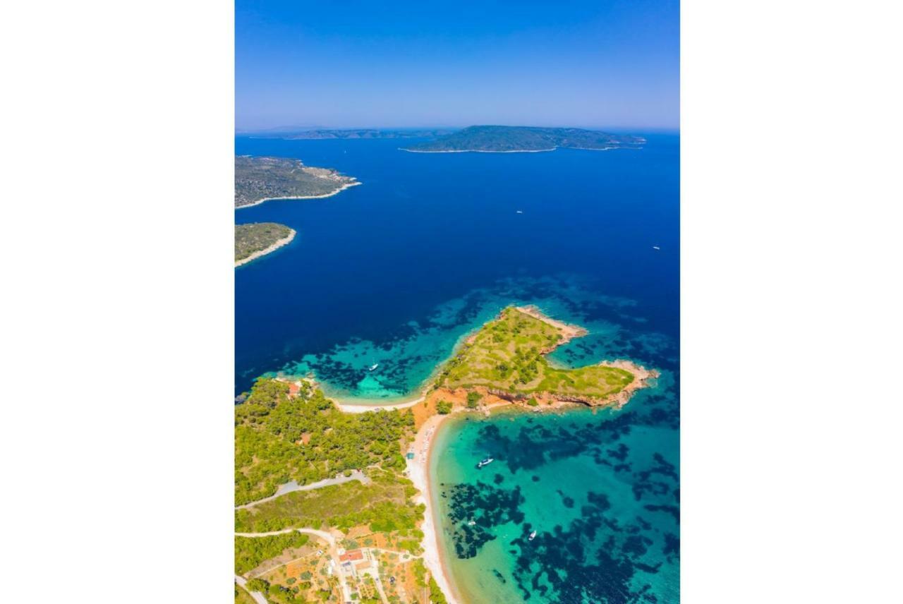 Villa Tassoula Isomata Exteriér fotografie