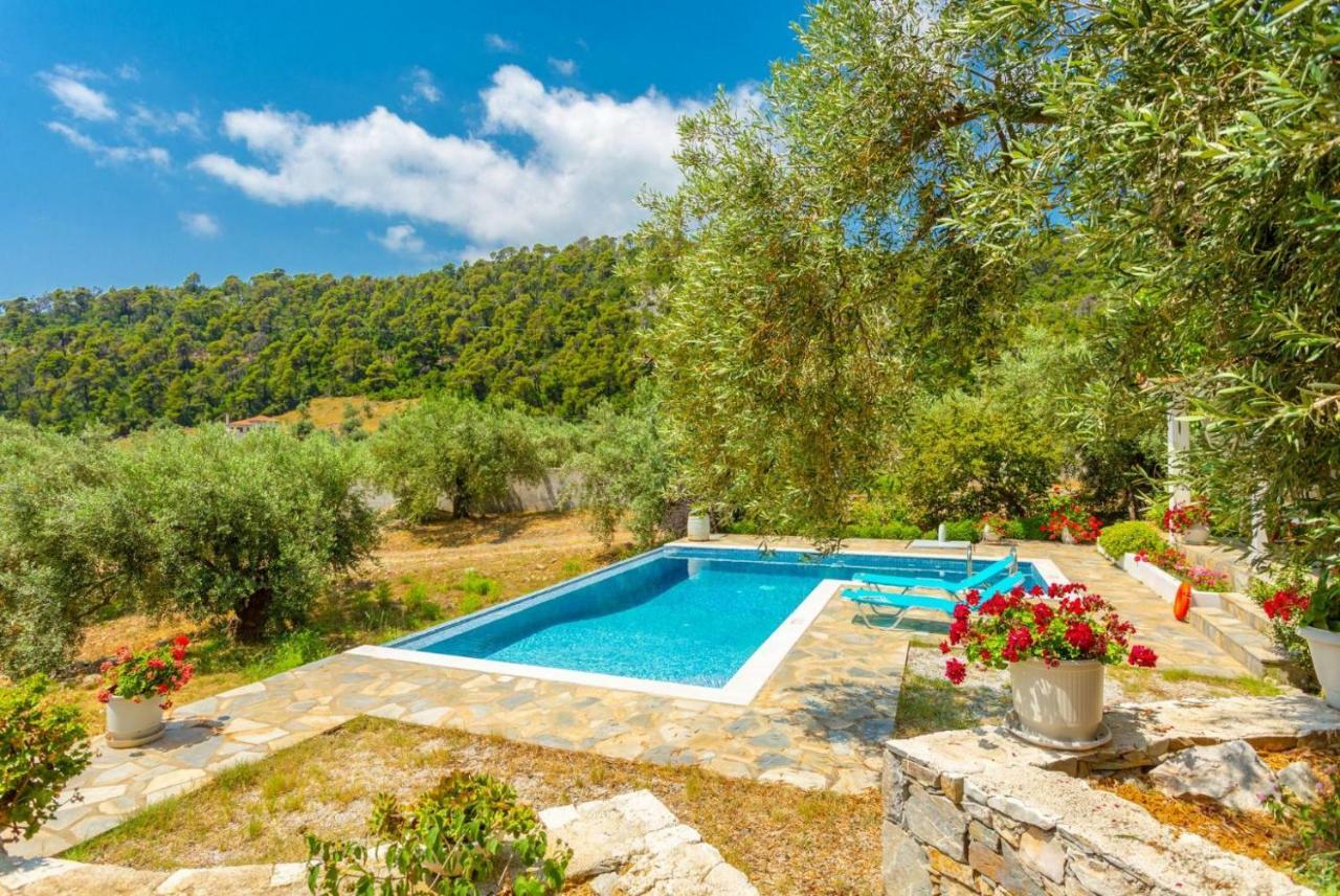 Villa Tassoula Isomata Exteriér fotografie