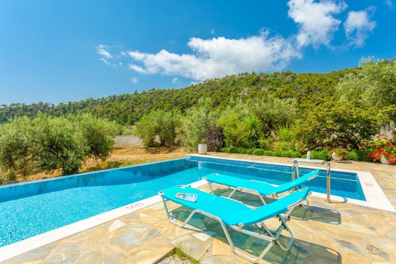 Villa Tassoula Isomata Exteriér fotografie